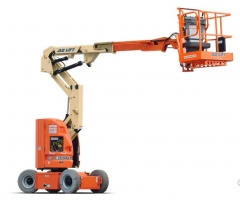 PLATFORMA PODIZNA ZGLOBNA JLG SERIJE E300